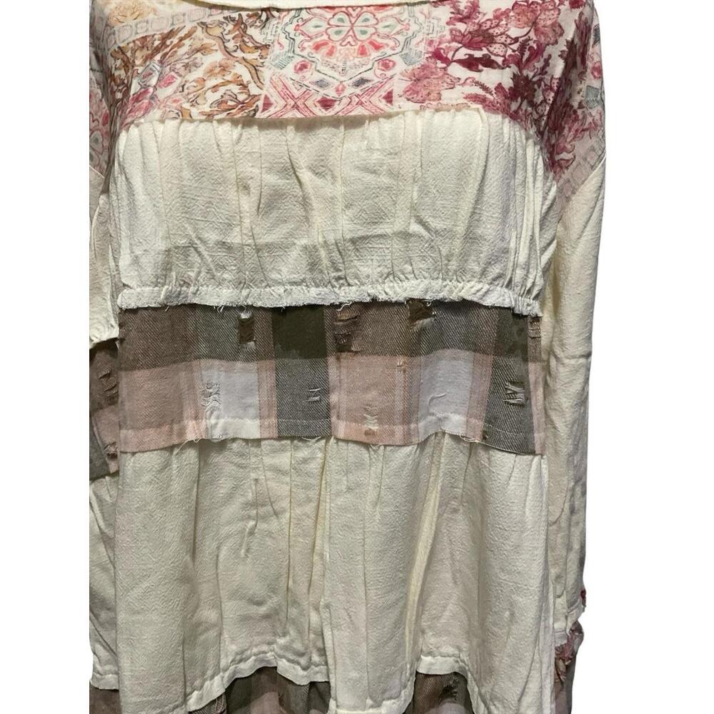 POL NWT Large Boho Patchwork Top Cream Floral Lay… - image 3